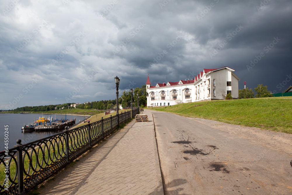 Embankment of the Volga River with a view of the hotel 