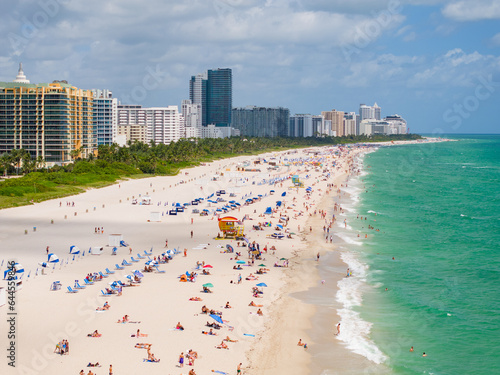 Crowds of tourists flocking to Miami Beach 2023 summer