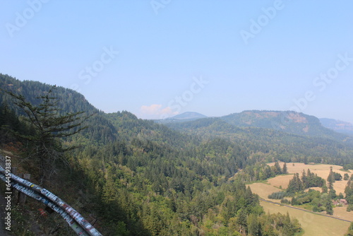 road to the mountains