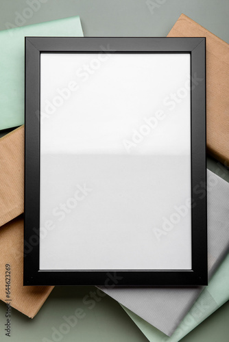 Blank picture frame with bo...