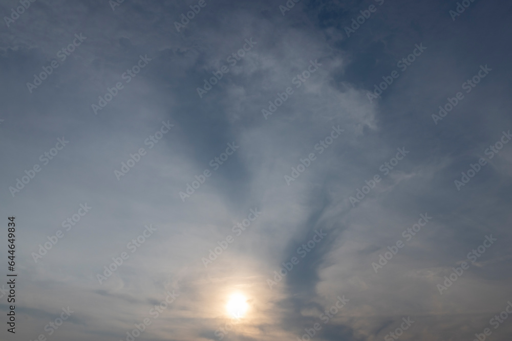 Fototapeta premium large number of clouds and haze in the sky