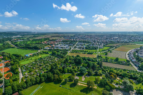 Ausblick auf das schwäbische Donautal bei Pfuhl, einem Stadtteil von Neu-Ulm in Bayern