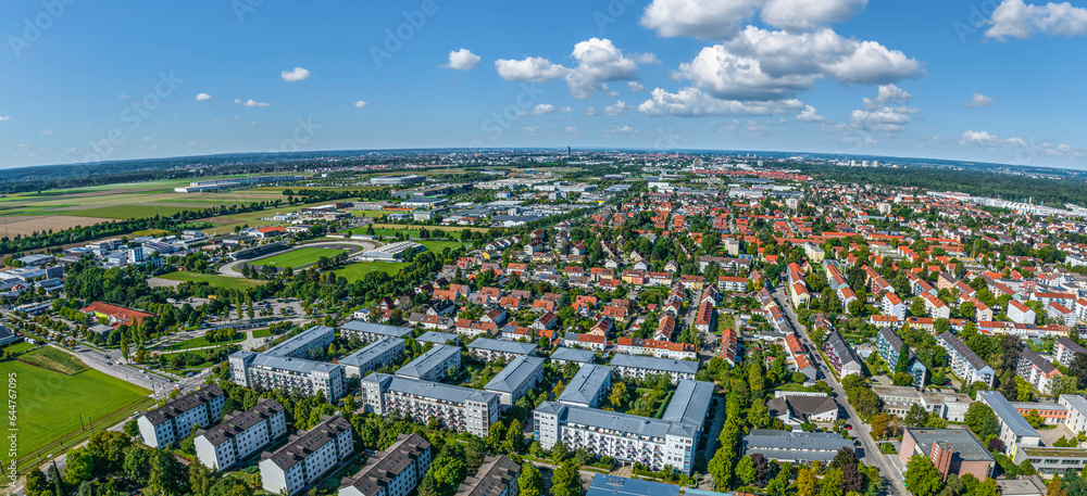 Augsburg-Haunstetten, Blick über die Wohnviertel des südlichsten Stadtteils von Augsburg nach Norden