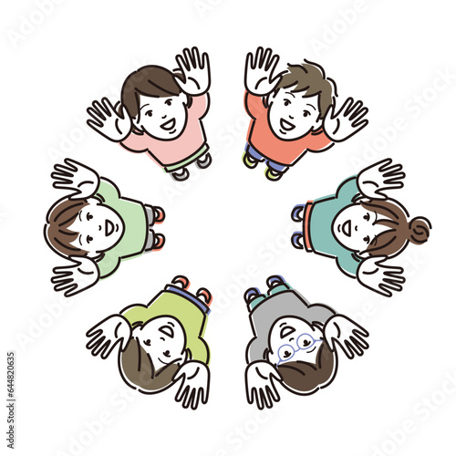 上を見上げる子供たち