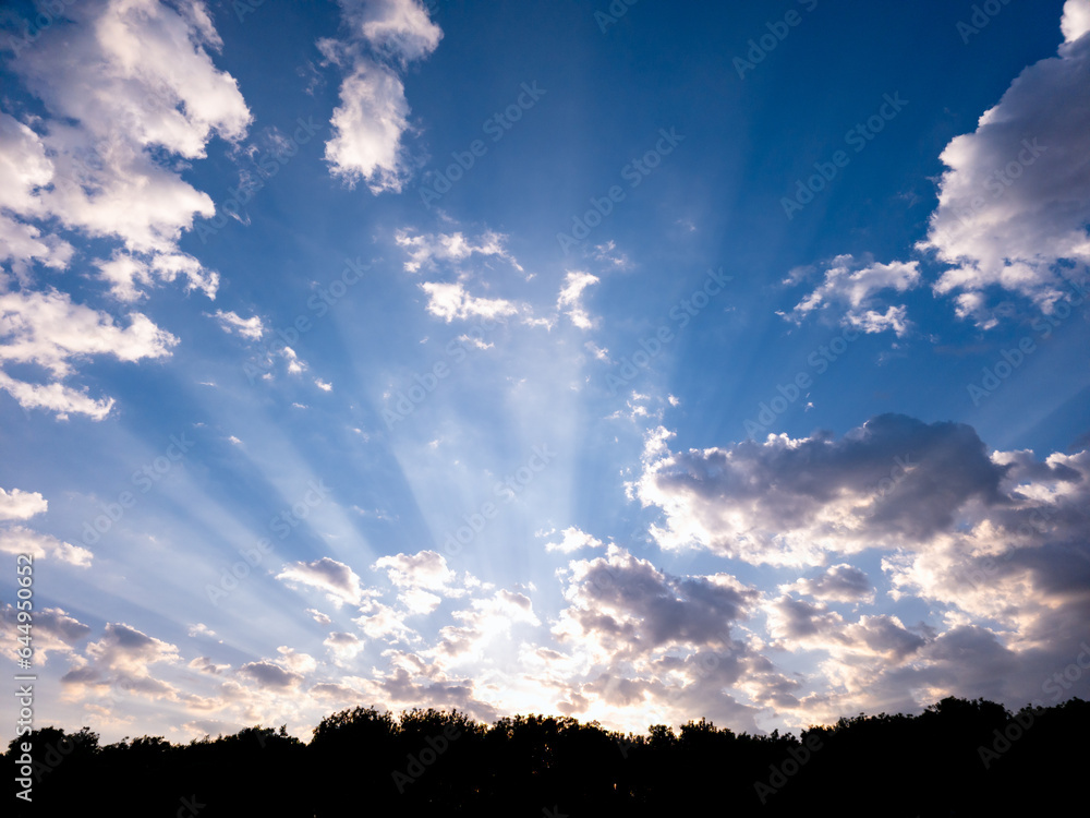 Sunrise, beautiful sky with clouds at sunrise in a city in Brazil, natural light, selective focus.