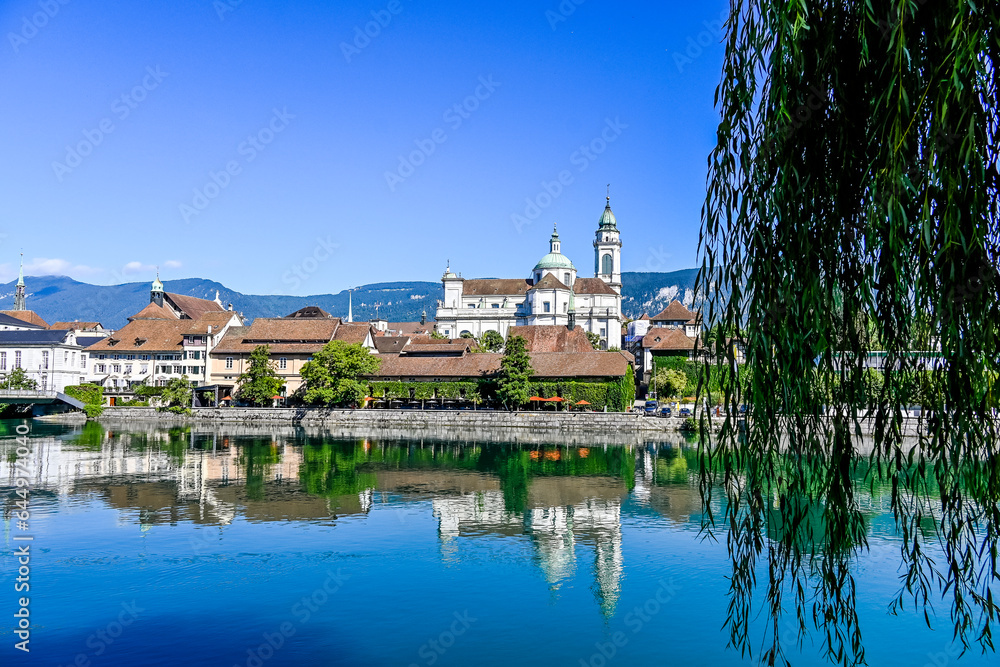 Solothurn, Aare, Altstadt, Kathedrale, St. Ursen-Kathedrale, Barock, Stadt, Fluss, Landhausquai, Kreuzackerbrücke, Uferweg, Sommer, Schweiz Solothurn, Aare, Altstadt, Kathedrale, St. Ursen-Kathedrale, Barock, Stadt, Fluss, Landhausquai, Kreuzackerbrücke, Uferweg, Sommer, Schweiz