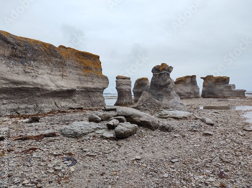 Monolithes de L'ile Quarry photo