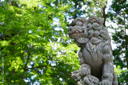 神社のお守りの狛犬