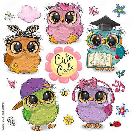 Set of cute cartoon owls