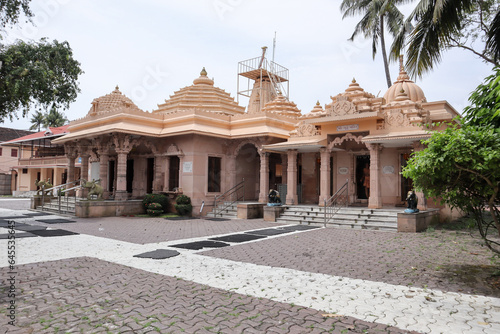  A Beautiful view of the Shwethambar Jain temple dedicated to Lord Mahavira at Kochi city in Kerala, India.