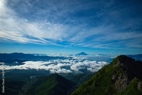 八ヶ岳の主峰赤岳 © Shunji Yoshimi