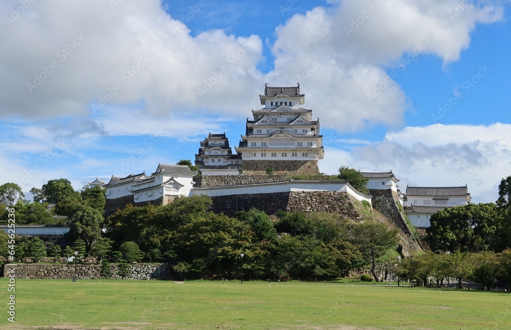 A Japanese castle : Himeji-jyo Castle in Himeji City in Hyogo Prefecture 日本のお城:兵庫県姫路市の姫路城 A Japanese castle : Himeji-jyo Castle in Himeji City in Hyogo Prefecture 日本のお城:兵庫県姫路市の姫路城