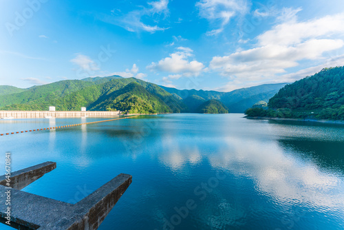 Fototapeta Naklejka Na Ścianę i Meble -  Japan lake Okutama in Summer
