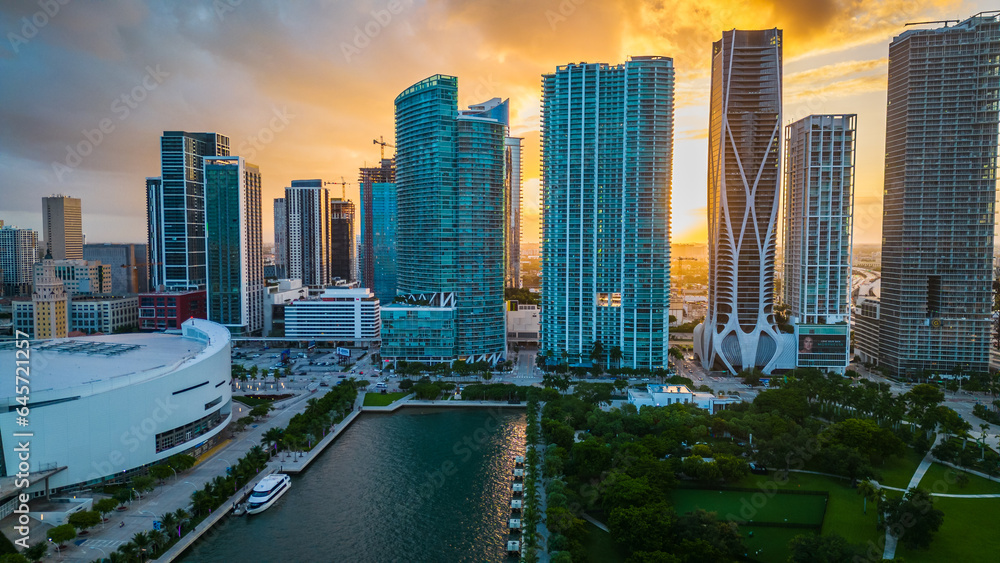 Fototapeta premium Miami downtown Florida Aerial drone cityscape skyline at sunset Bayfront park