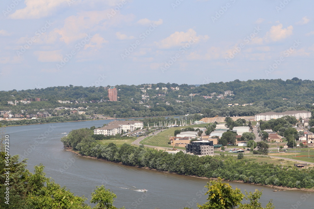 Landscape view of downtown Cincinnati and bridges with overlooks. Ohio. 