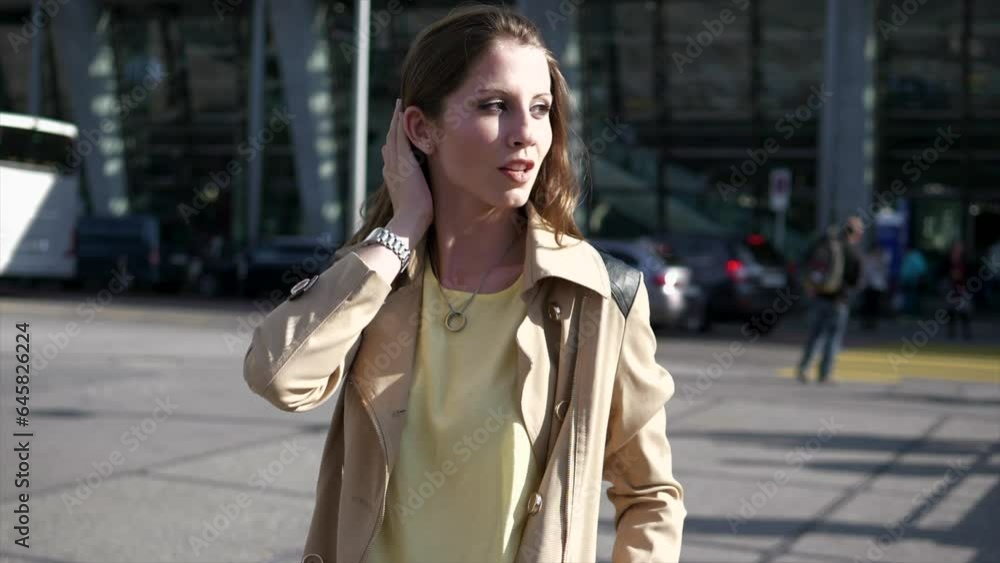 Urban Lifestyle Fashionable Elegant Stylish Woman Commuting in Urban City Urban Lifestyle Fashionable Elegant Stylish Woman Commuting in Urban City