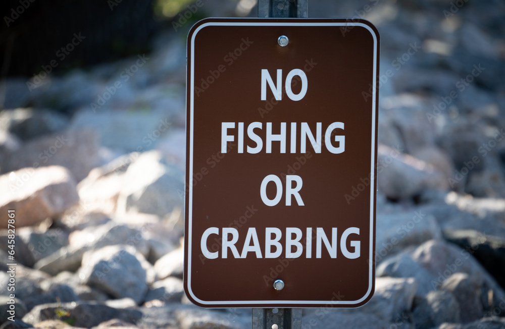 No Fishing Crabbing Sign