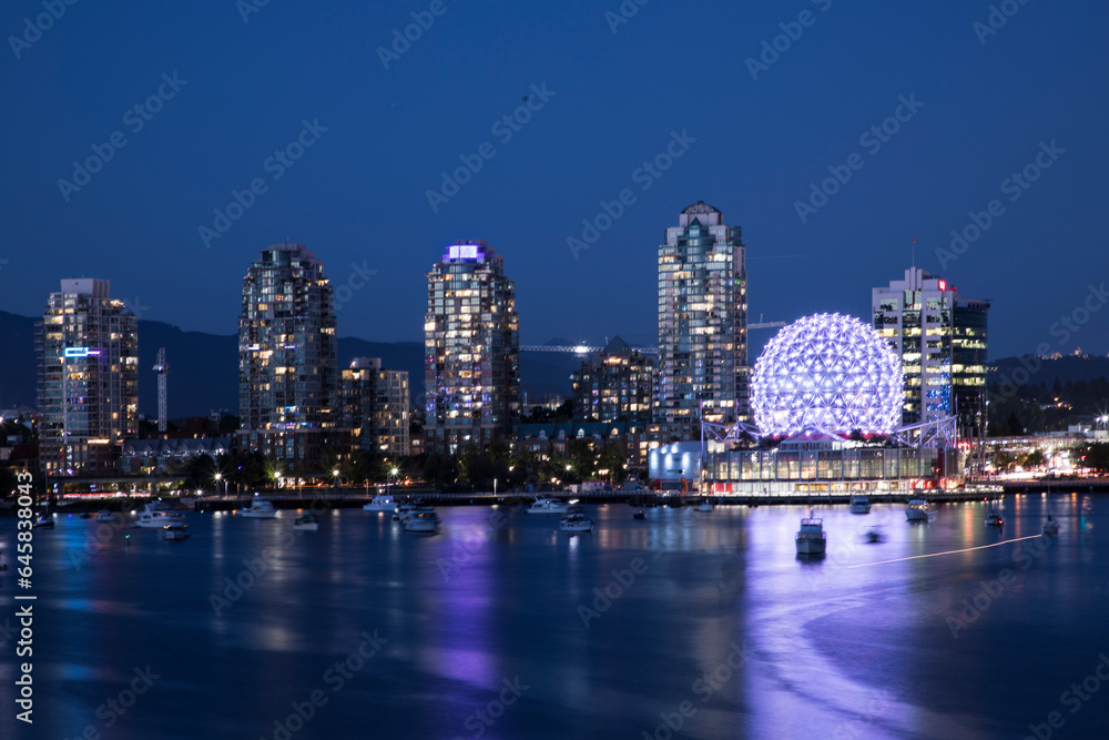 Fototapeta premium Beautiful view of Vancouver Science World in Vancouver, Canada
