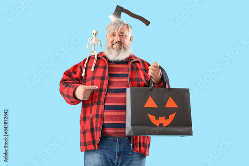 Mature man dressed for Hall...