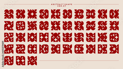 Minimalist round circle abstract basic shape pattern design set