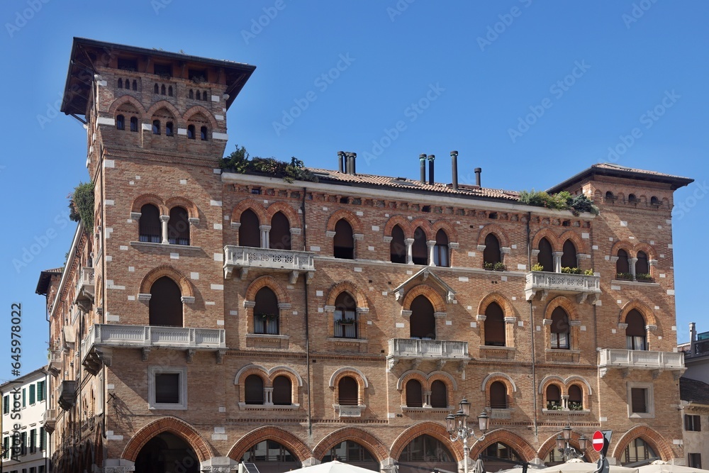 Storico Palazzo Treviso