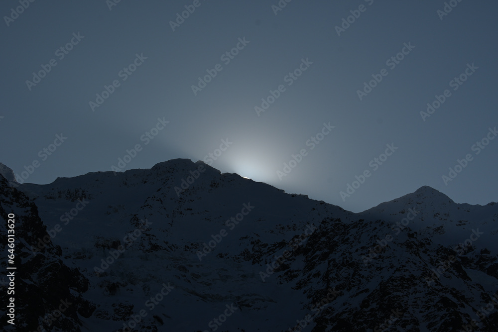 Fototapeta premium sunset in the mountains