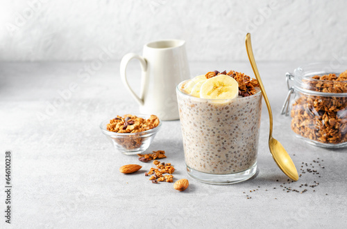 Tableau sur toile Chia Pudding with Banana, Granola and Cinnamon, Overnight Banana Oats, Healthy B