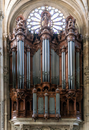 Majestic Pipe Organ at Saint Eustache Church, Paris