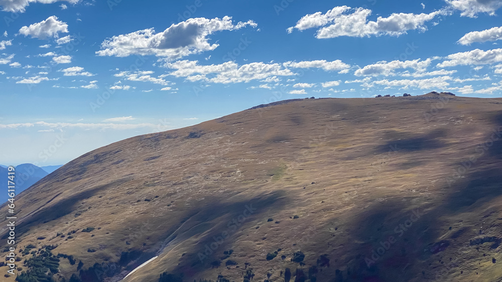 Fototapeta premium Rocky Mountains on Trail Ridge Road in Rocky Mountain National Park