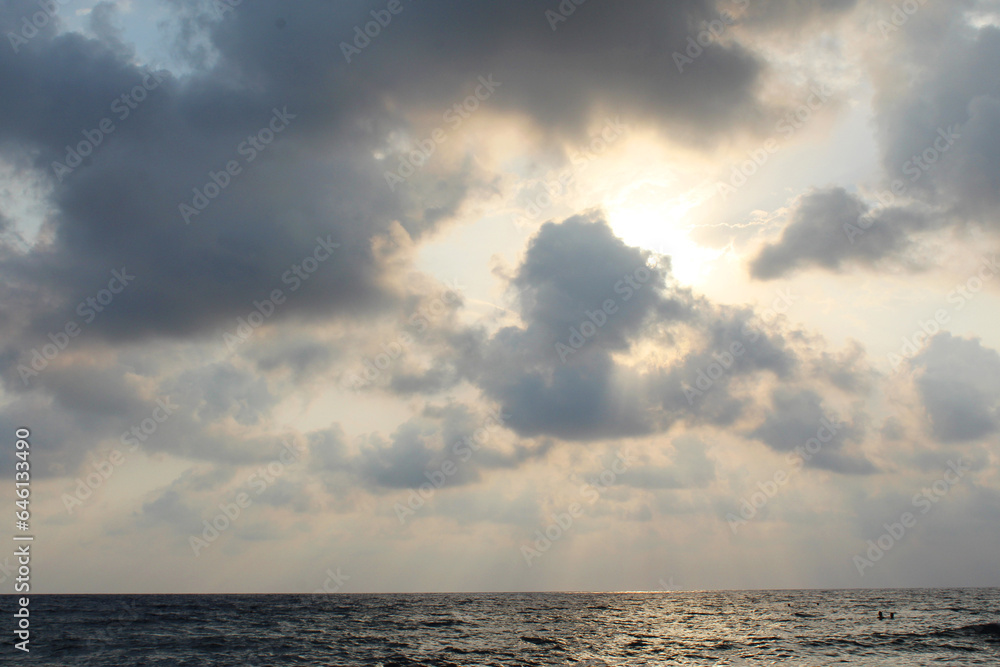 Obraz premium clouds over the sea