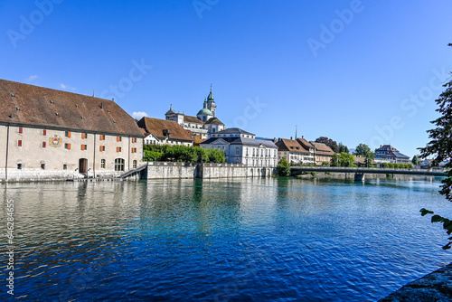 Solothurn, St. Ursen-Kathedrale, Aare, Kreuzackerbrücke, Altstadt, Kathedrale, Barock, Stadt, Fluss, Landhausquai, Uferweg, Sommer, Schweiz