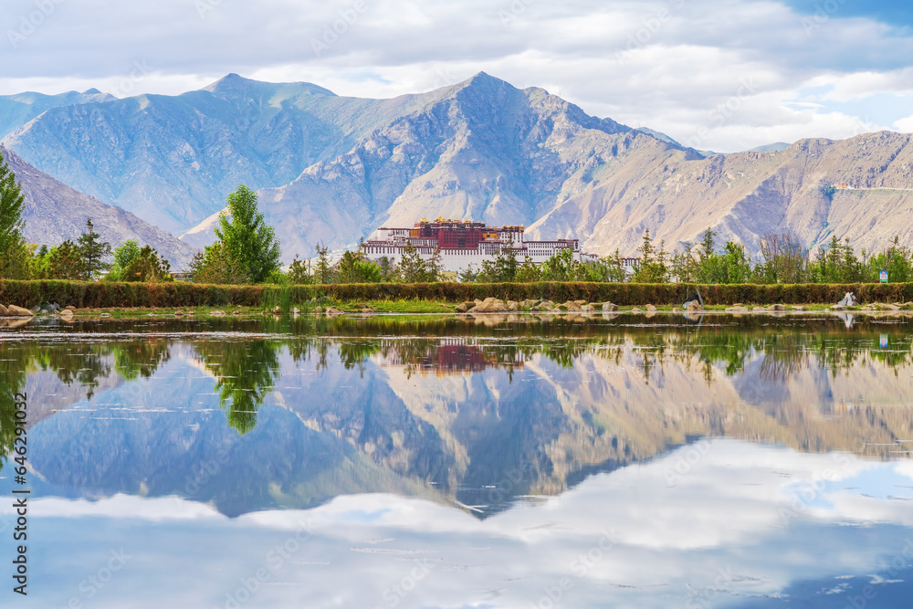 The Beautiful Scenery of Lhasa City and Plateau Mountains and Lakes in the Tibet Autonomous Region of China