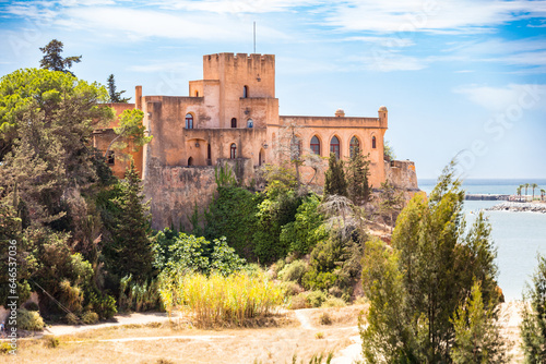 Burg am Strand in Ferragudo