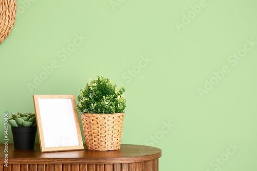 Blank wooden photo frame wi...