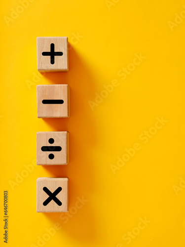 Obraz na plátne Basic mathematical operations symbols