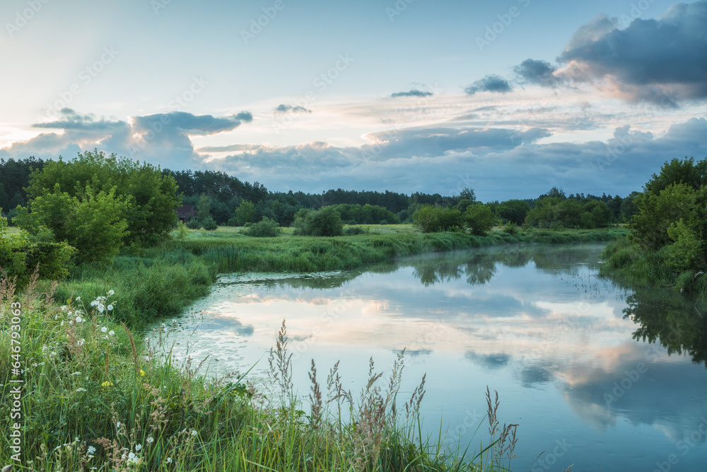 Nad rzeką 5