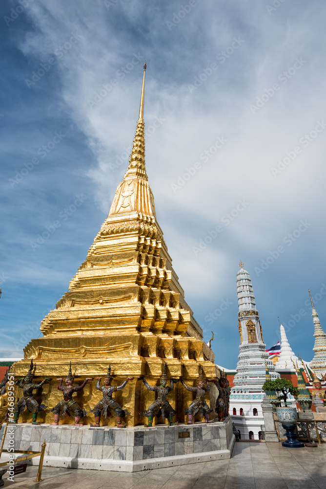 Fototapeta premium Wat Phra Kaew or Emerald Buddha Temple in Grand Place, Bangkok, Thailand - Wat Phra Kaew or Emerald Buddha Temple a tourist landmark in Bangkok Thailand