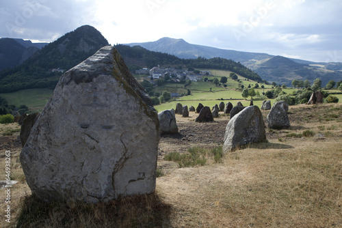 Parc naturel des monts d'ardèche + vercorsArdéche; St Martin de Valamas; camping la Teyre; Vallée de L'Eyrieux; Parc naturel régional des Monts d' Ardèche; vercors; plan du baix; dolmens; menhirs