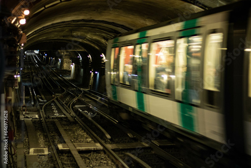 Fototapeta Naklejka Na Ścianę i Meble -  Parisian Metro in motion