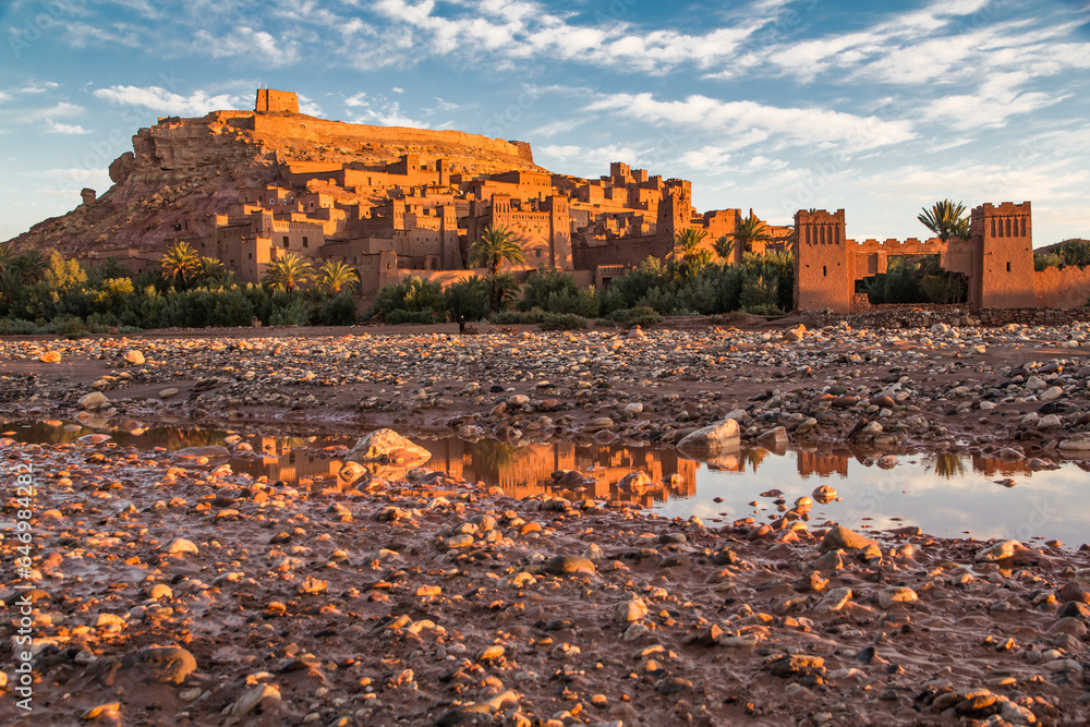 Obraz premium Adobe buildings of the Berber Ksar or fortified village.