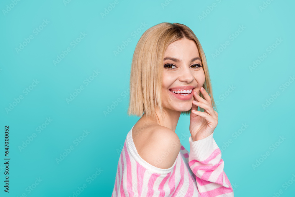 Photo of pretty young girl bob hair wear striped shirt attract boyfriend smiling cute satisfied isolated on aquamarine color background Photo of pretty young girl bob hair wear striped shirt attract boyfriend smiling cute satisfied isolated on aquamarine color background