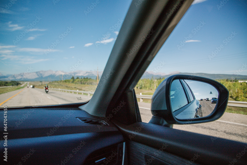 Naklejka premium driving on the road