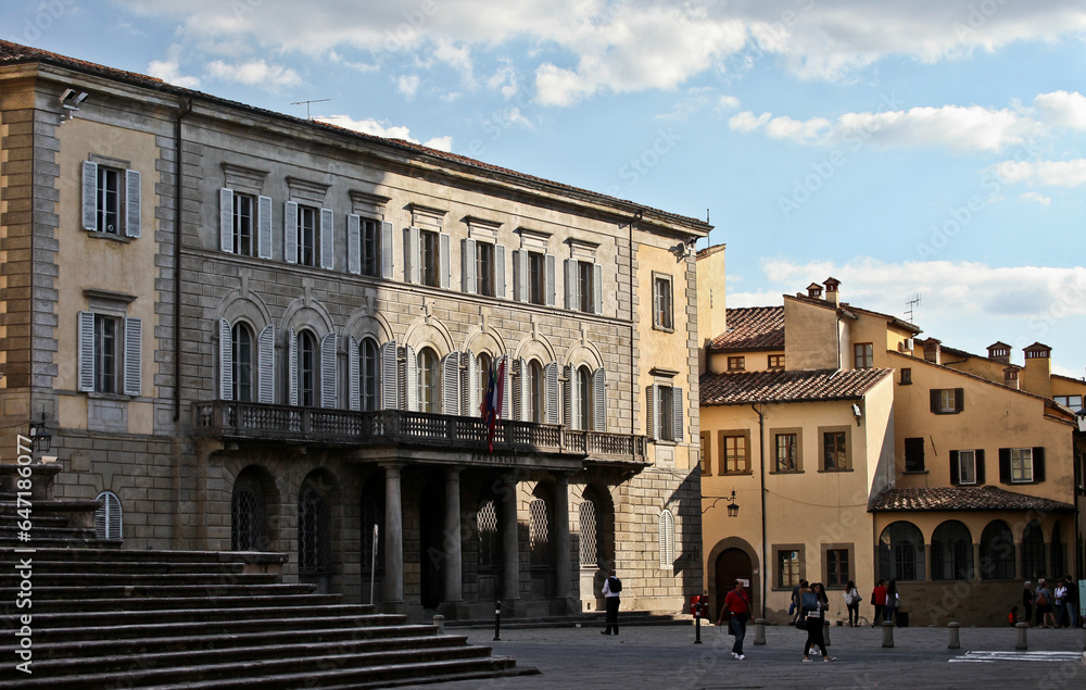 Arezzo 4