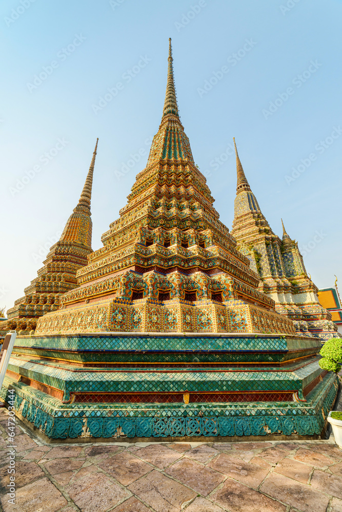 Fototapeta premium Wat Pho (the Temple of the Reclining Buddha), Bangkok, Thailand