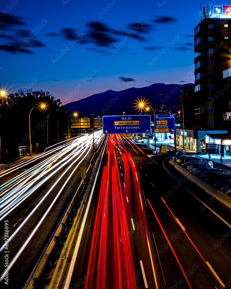 Obraz premium traffic at night