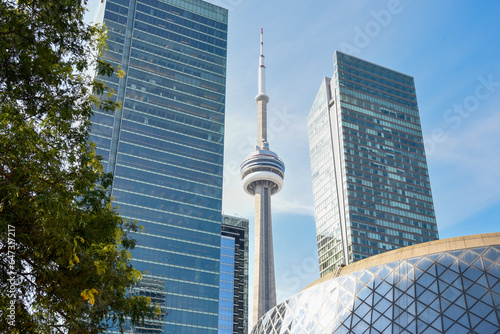 Canvas Print building in downtown Toronto