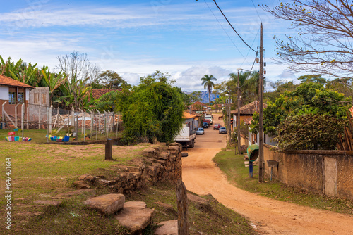 Unpaved streets in the Milho Verde district