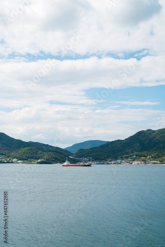小豆島から見る瀬戸内海 © 秋実 鶴谷