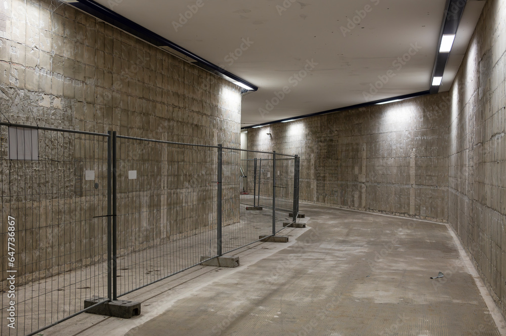 Ein Fußgängertunnel wird saniert