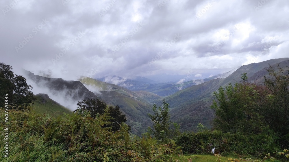 Pirineos centrales, Larrau i sierra de Irati